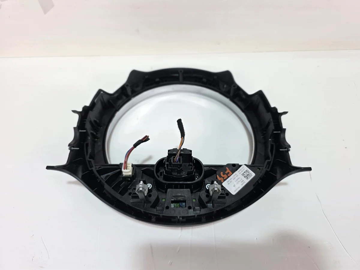 Mini Clubman F54 8716071 Cornice Display image 3