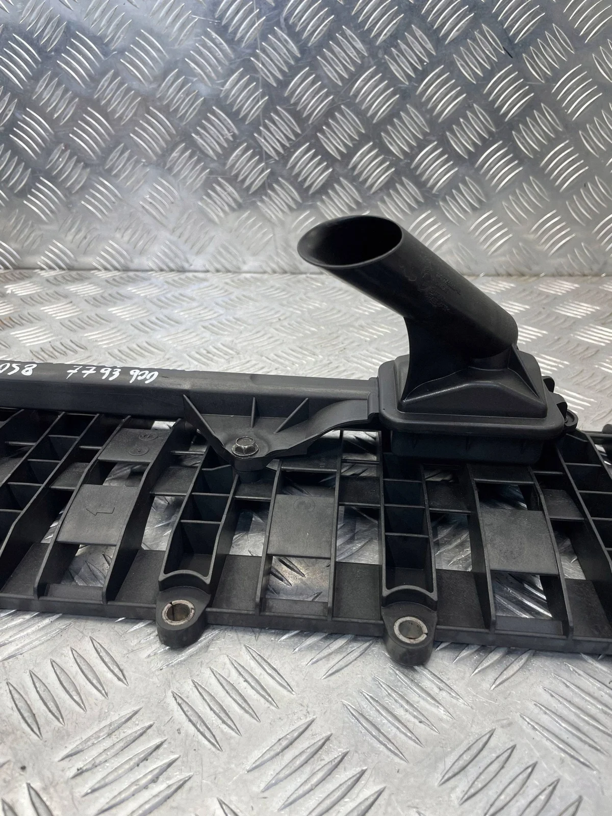 BMW E60 Kurbelwellen-Ölwanne Dichtung image 4