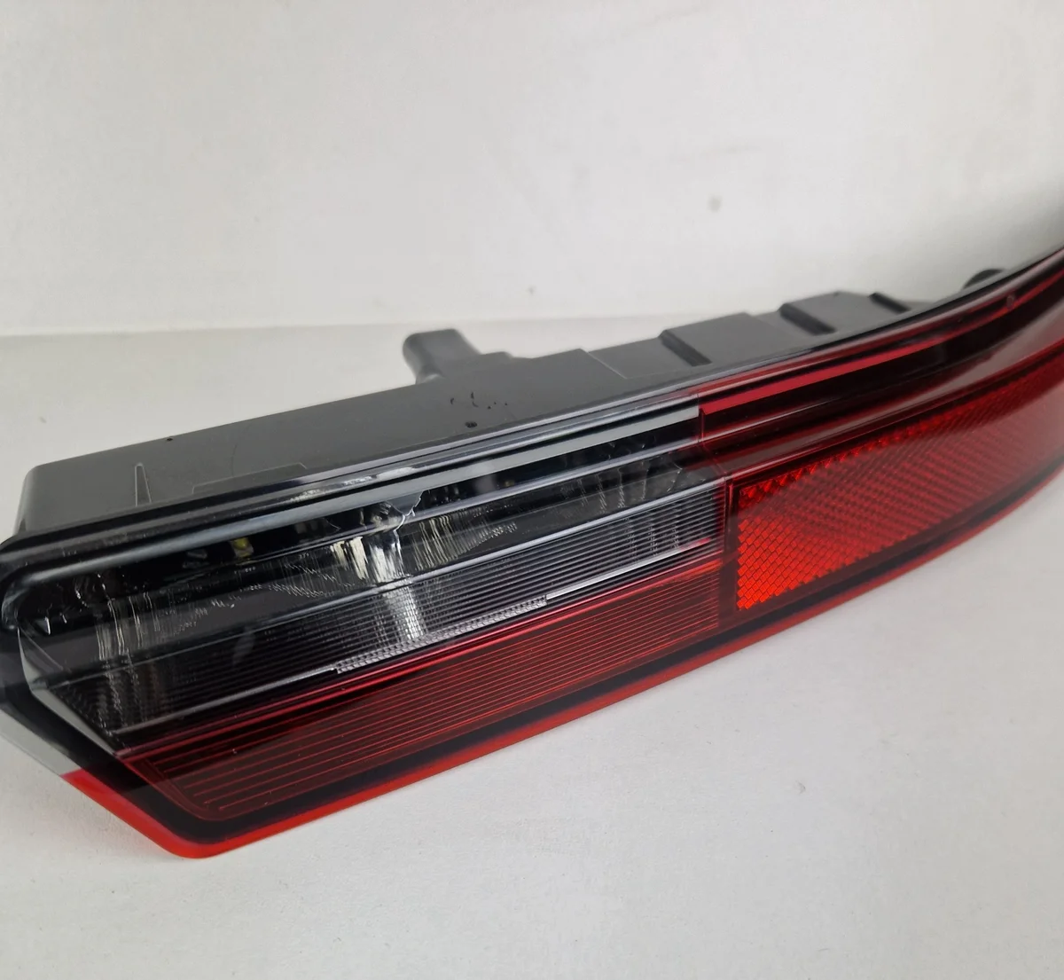Luz Traseira BMW IX I20 Esquerda image 6