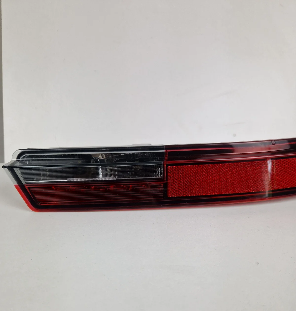 Luz Traseira BMW IX I20 Esquerda image 10