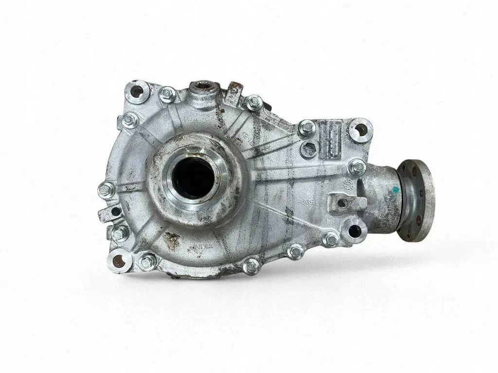 Etuvaihteisto BMW 30B21B209 3.0L bensiini 2022