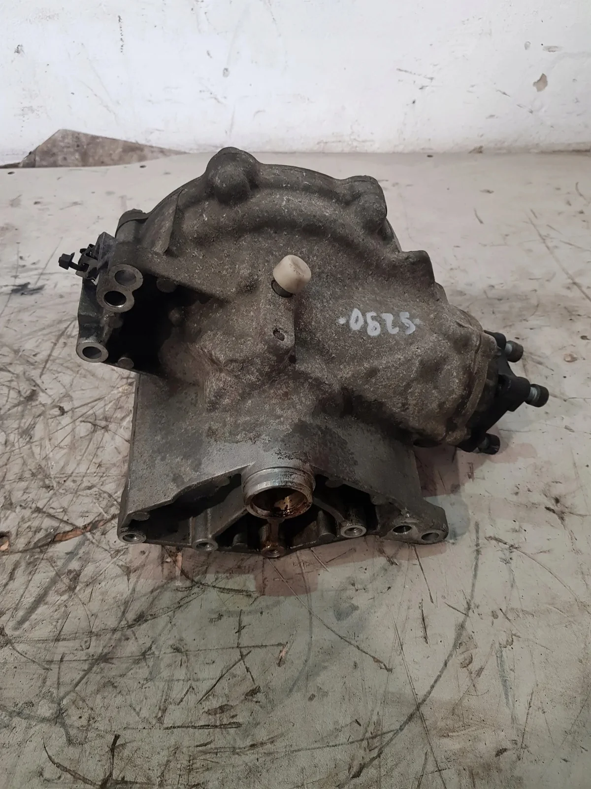 Front Differential A2203350101 Mercedes E-Class W211 image 4