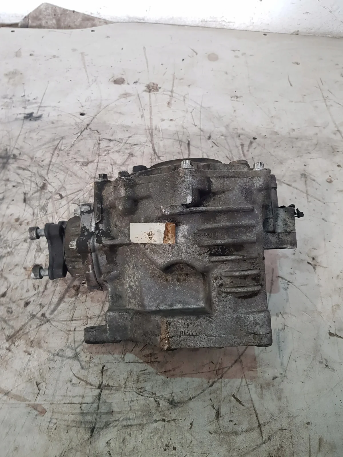 Front Differential A2203350101 Mercedes E-Class W211 image 6
