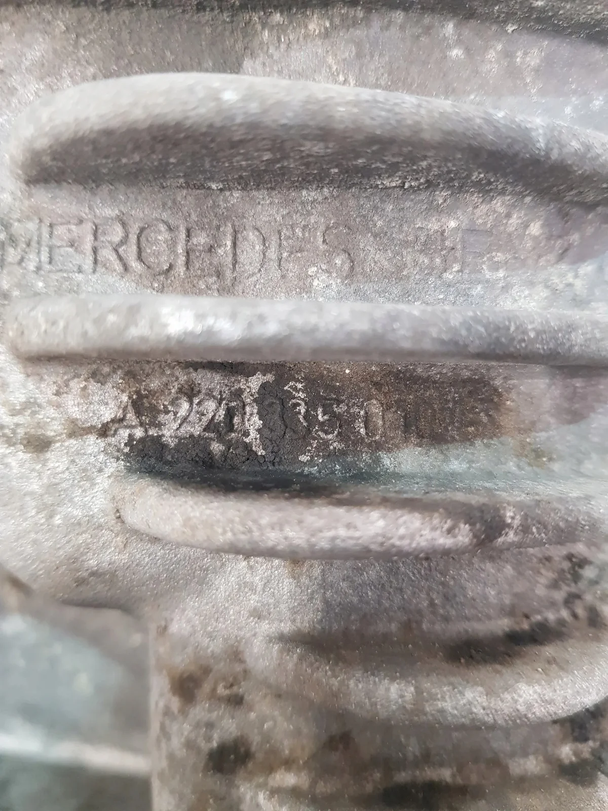 Front Differential A2203350101 Mercedes E-Class W211 image 8