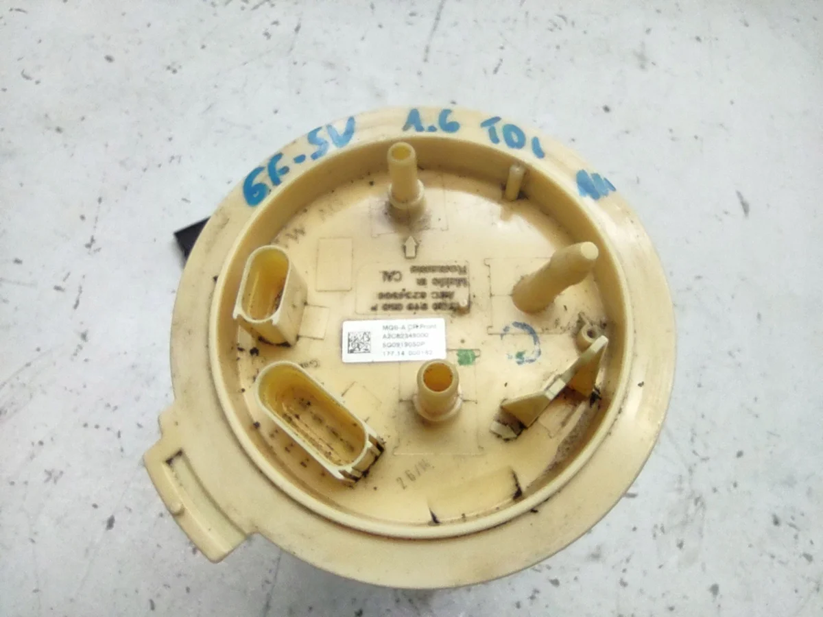 Bomba de Combustible 5Q0919050P OEM thumbnail 3