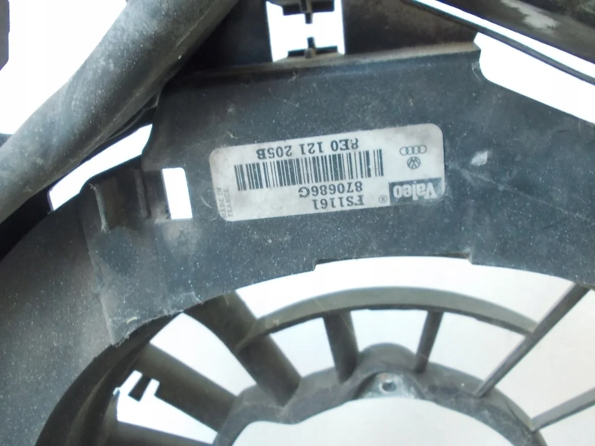 Audi A4 B6 Front Traverse 8E0805594 image 4