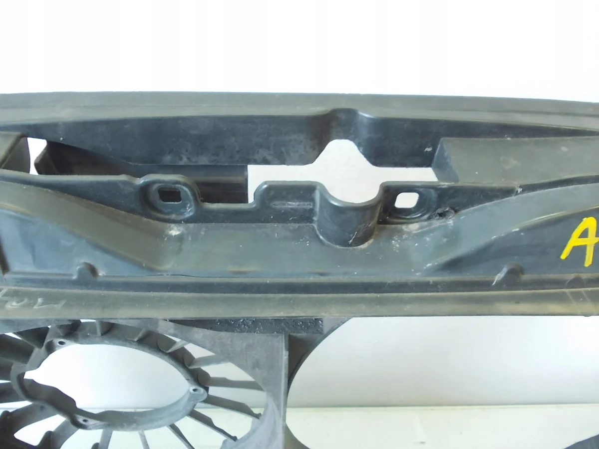 Audi A4 B6 Front Traverse 8E0805594 image 5