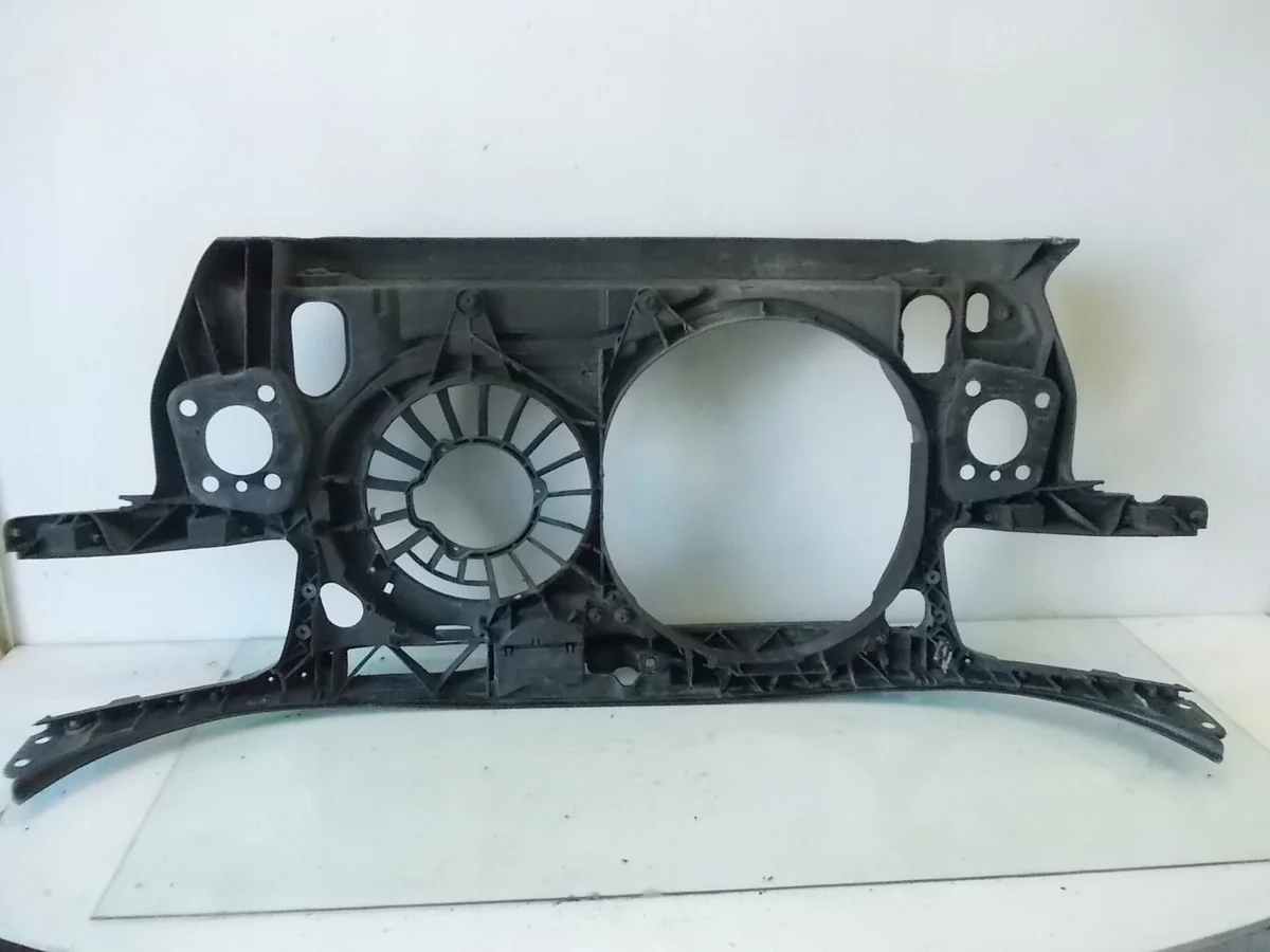 Audi A4 B6 Front Traverse 8E0805594 image 10