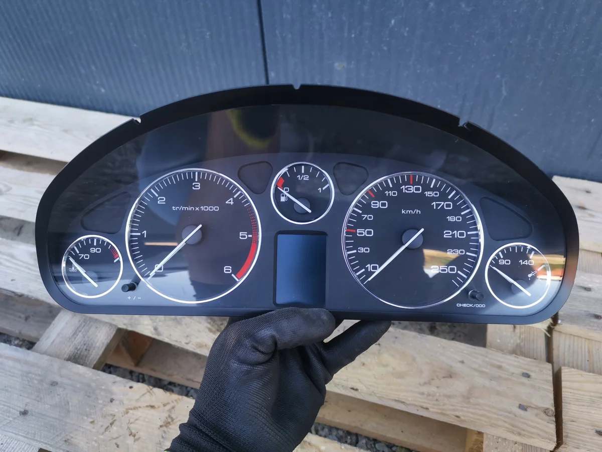 Teller Peugeot 407 2.0 HDI tellerunit