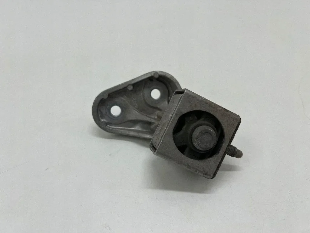 BMW G20 G01 G05 G30 Supporto Marmitta 8683823