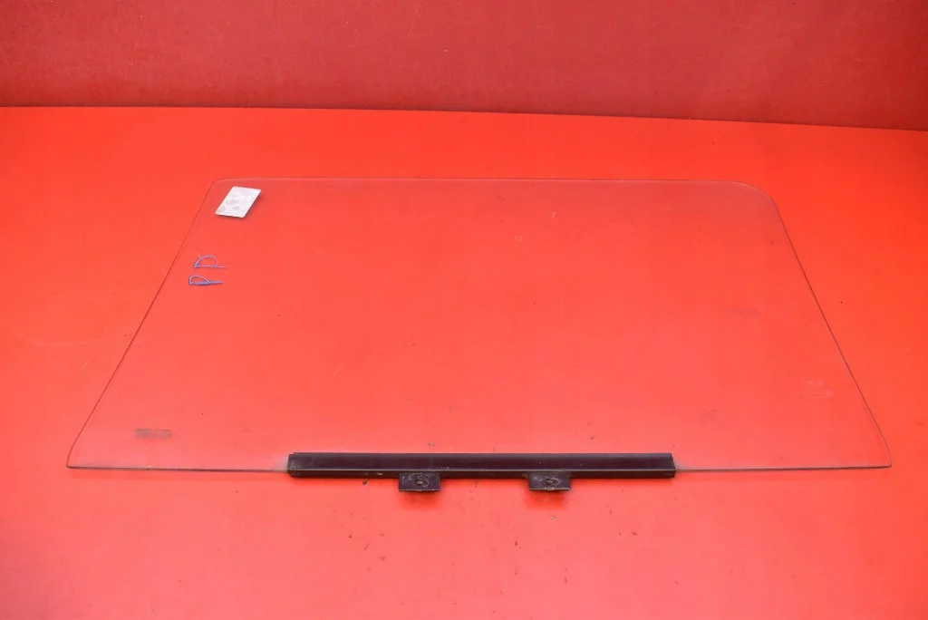 Seitenfenster vorne rechts VW T3 Doka image 5