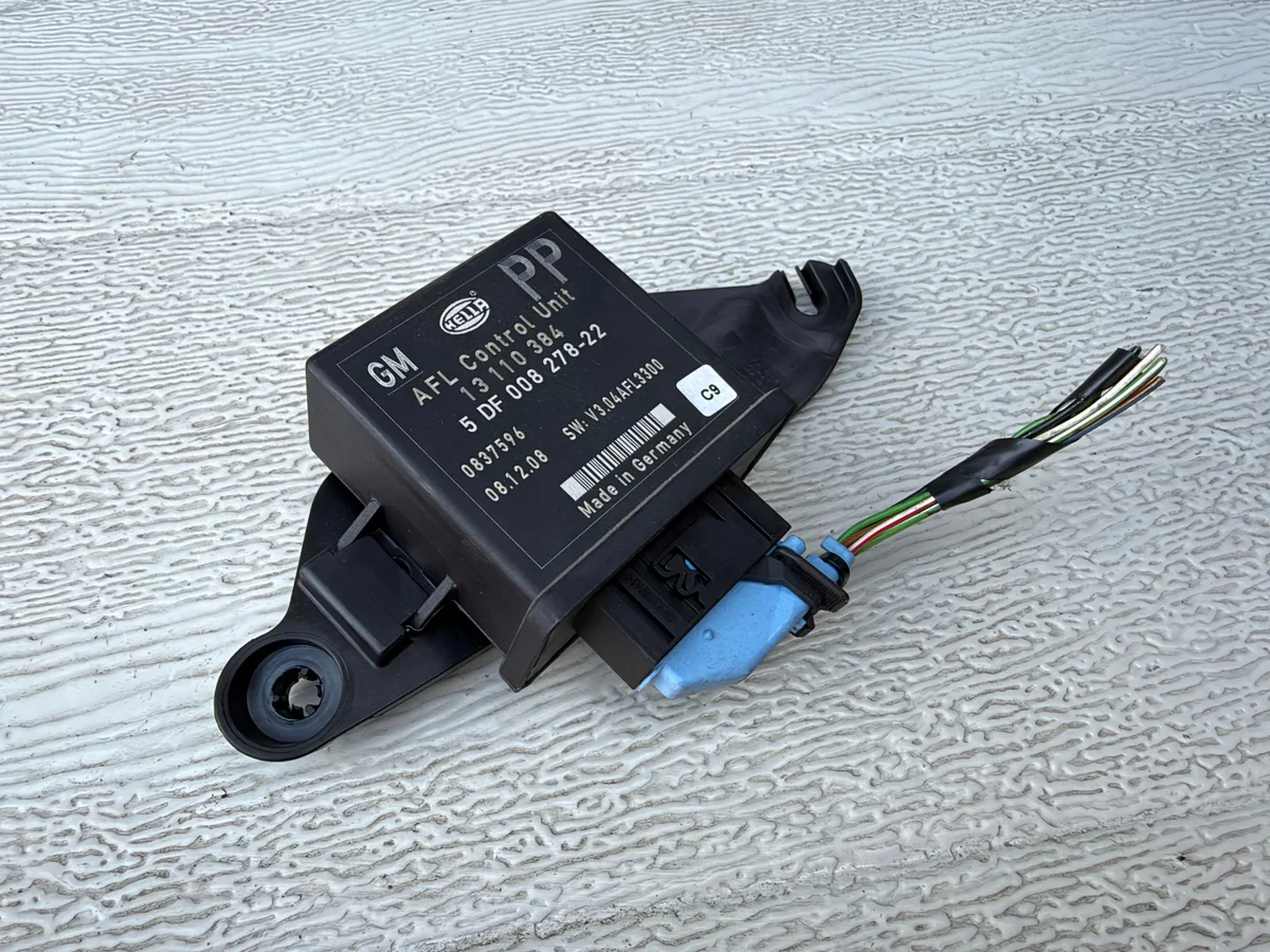 Module feux Opel Astra H 1.7 CDTI 13110384