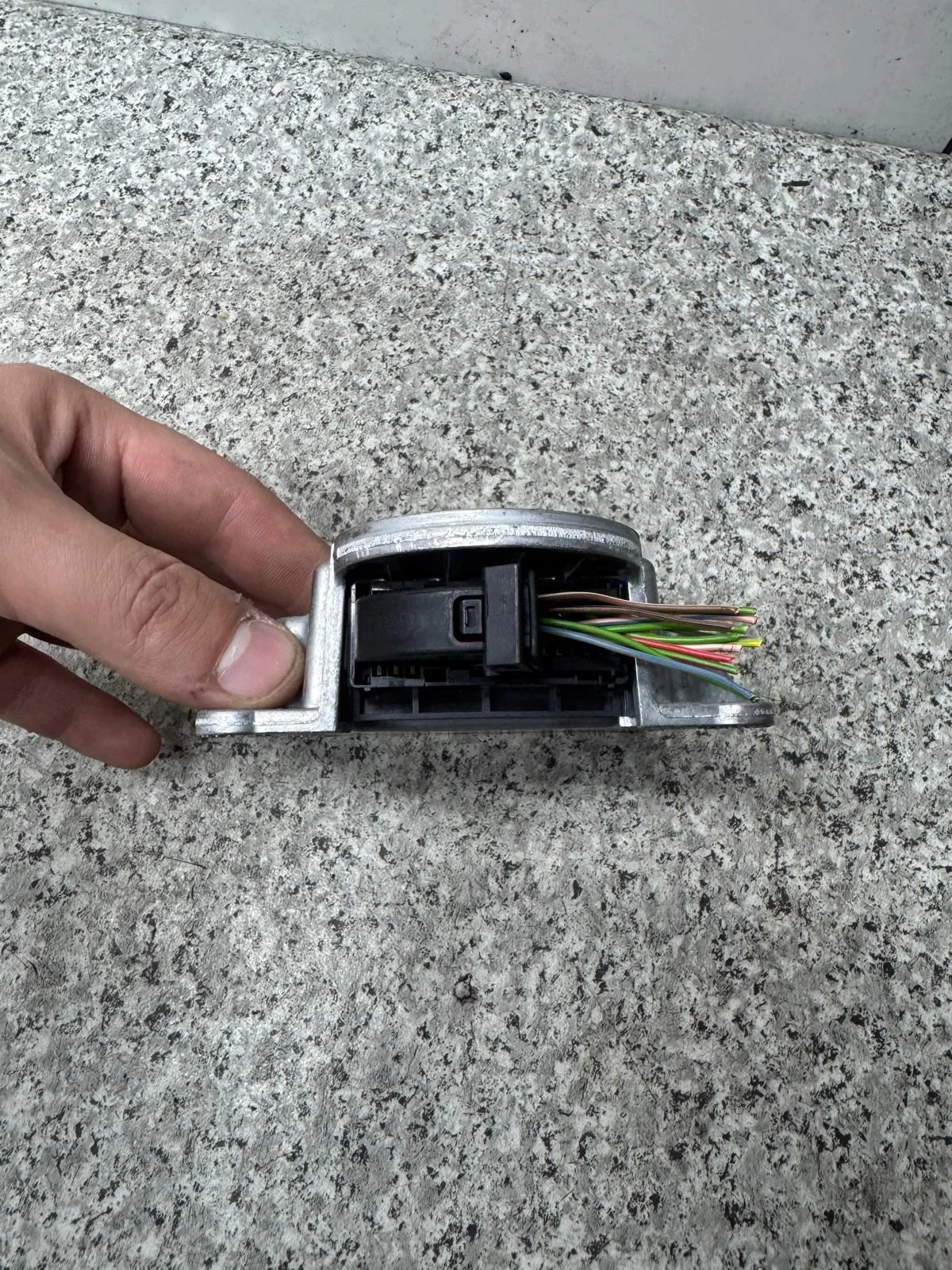 BMW 1 F20 Airbag Module 6864204 image 3