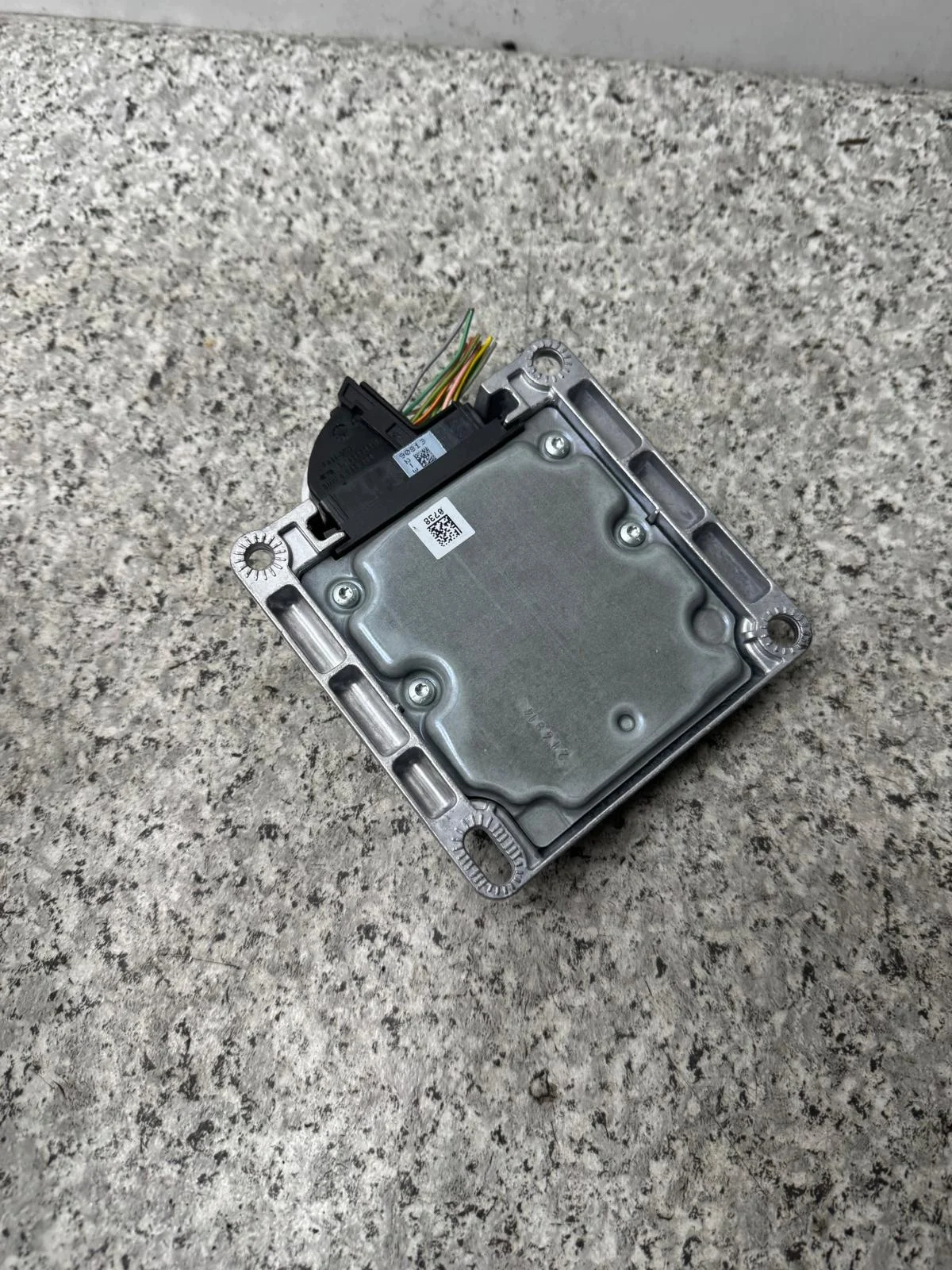 BMW 1 F20 Airbag Module 6864204 image 4