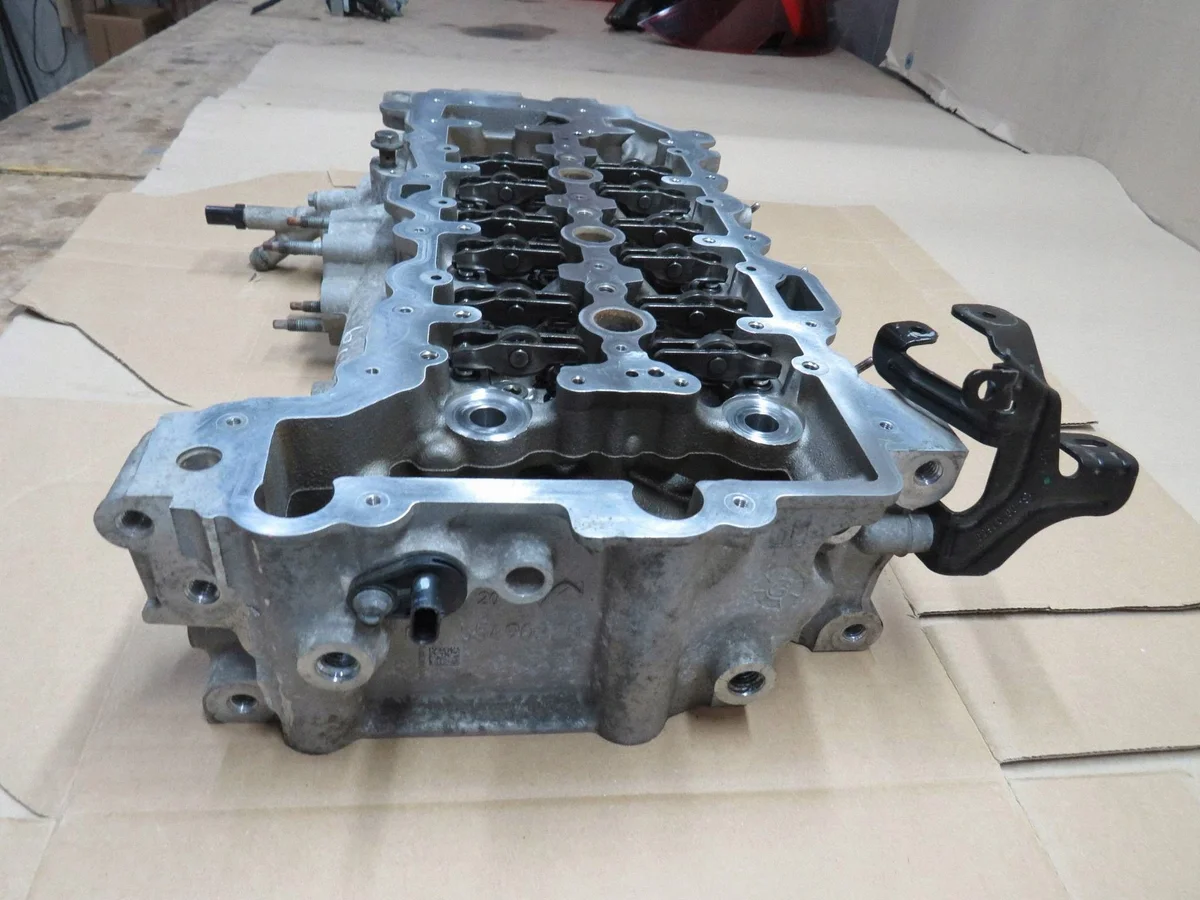 Opel Corsa C/Astra G Zylinderkopf 1.7 DTI image 6