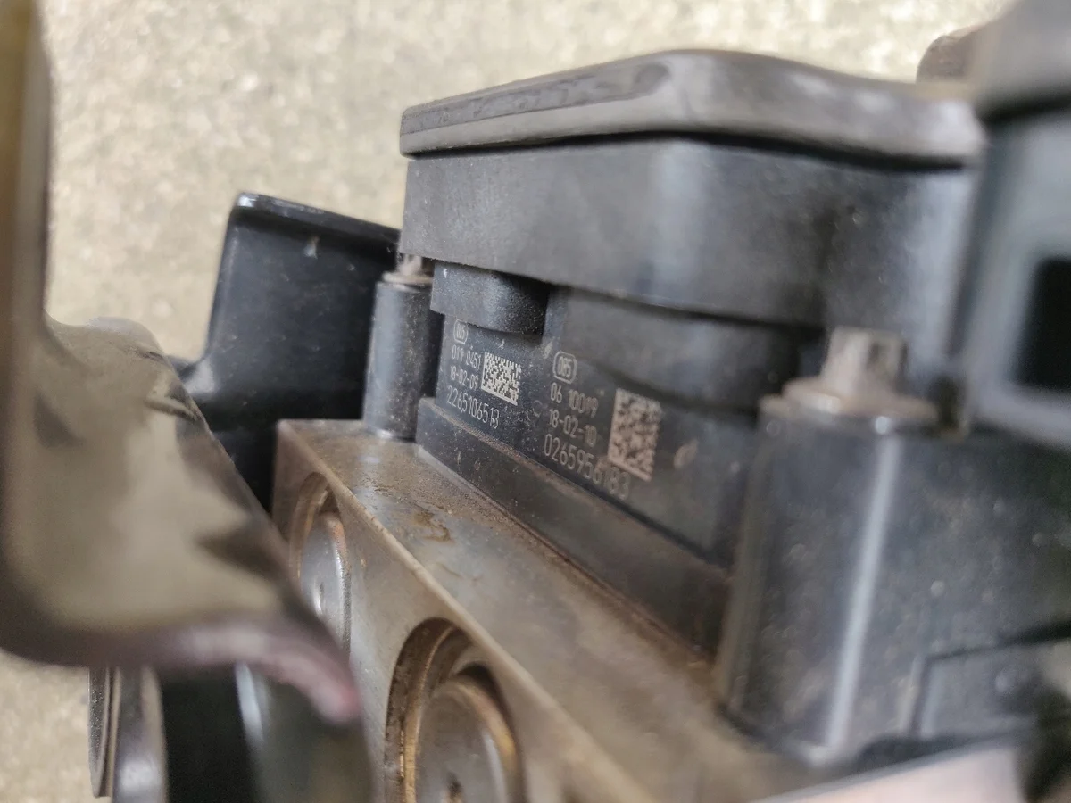 ABS-pumppu A4479008809 Mercedes Vito W447 image 6