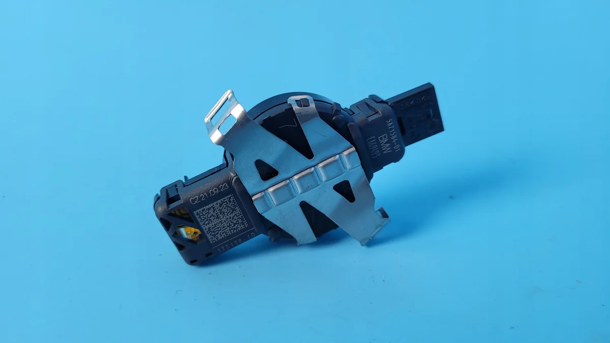 BMW X1 U11 Rain Sensor 5A71584 thumbnail 1