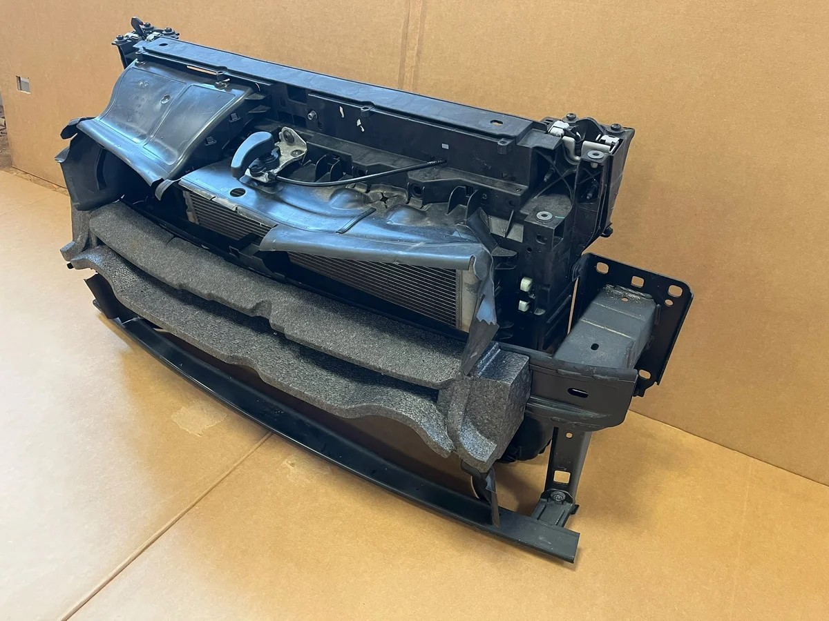 Skoda Octavia IV Frontrahmen mit Kühlern image 3