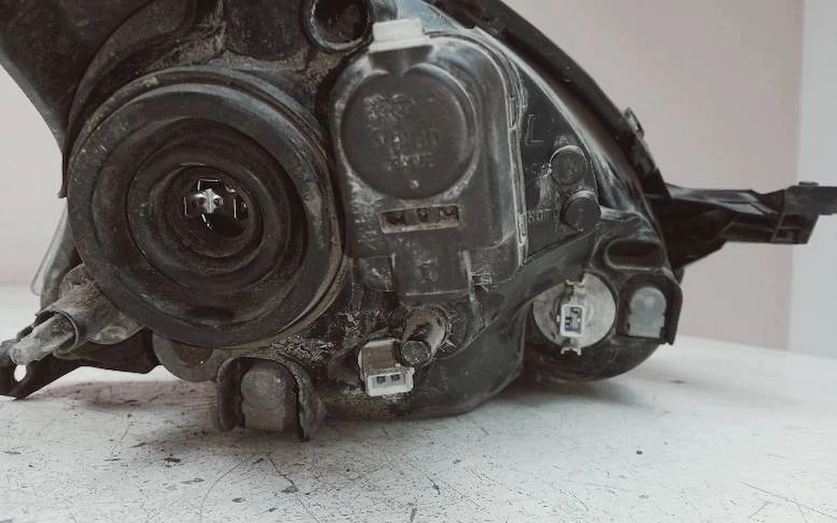 Toyota Aygo Scheinwerfer Links 0189032404 image 4