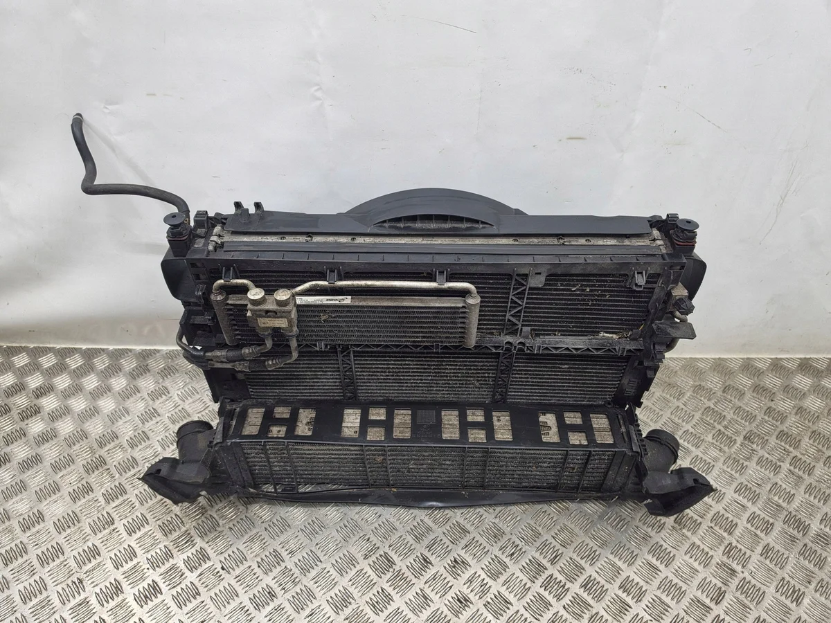 Kühler für Mercedes CLS C218 Diesel image 10