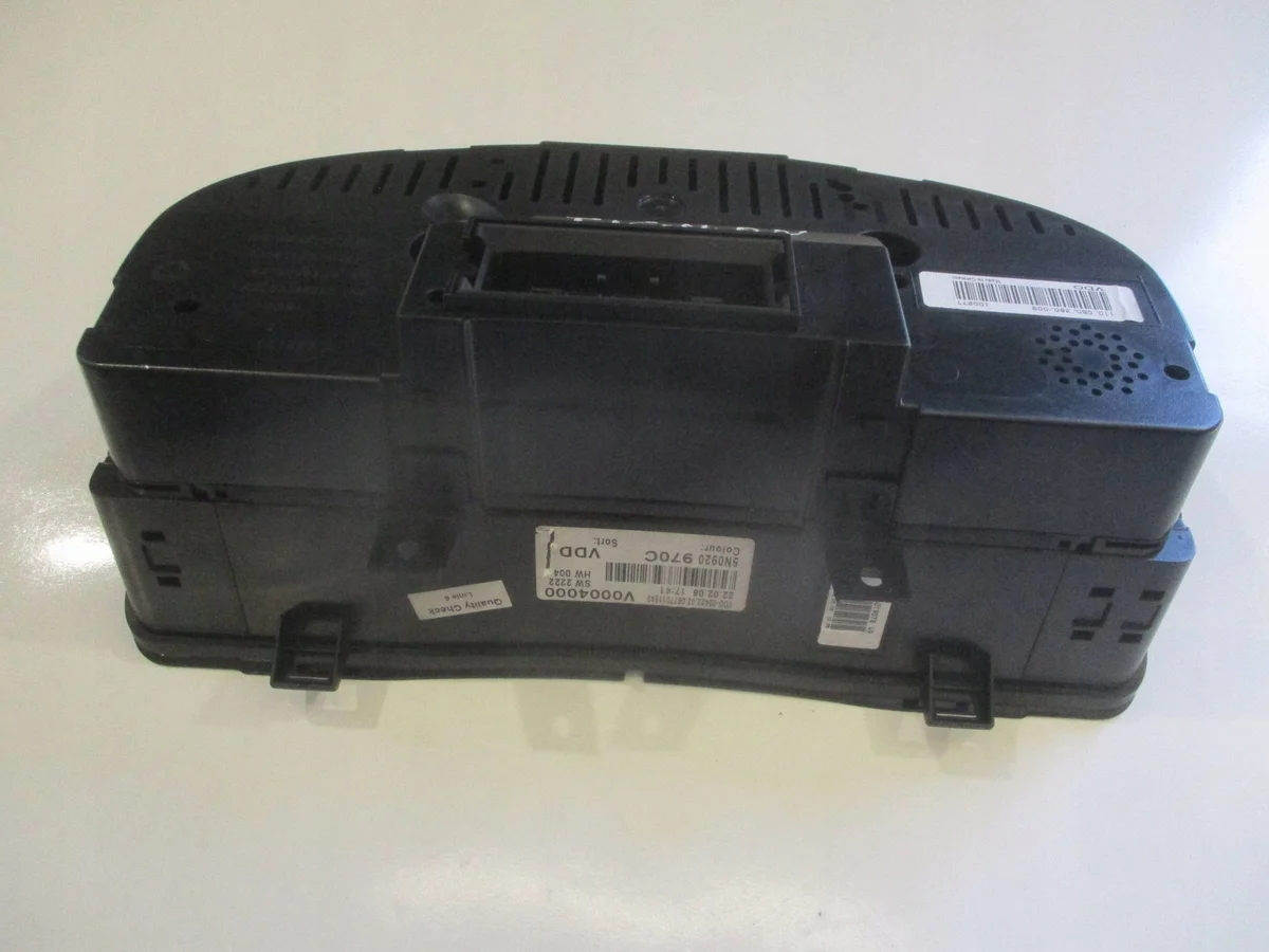 VW Golf V Instrumentpanel 1.9 TDI BKC image 8