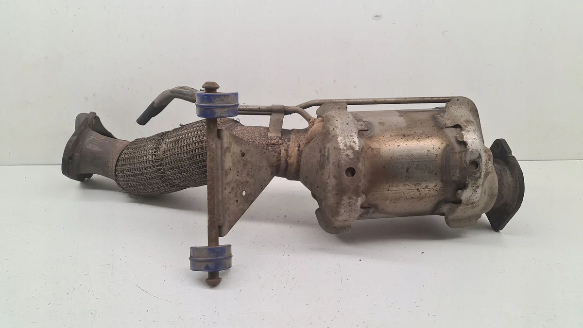 FAP DPF Volvo S60 2020 OEM 32138164 image 6