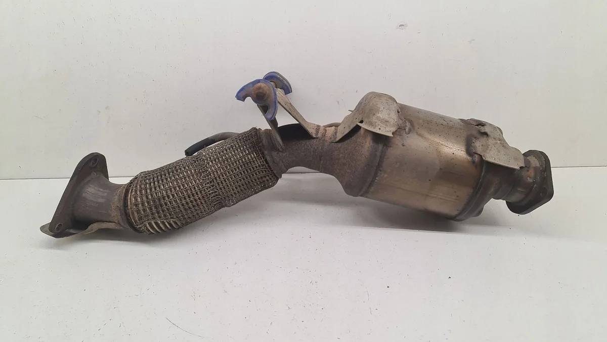 FAP DPF Volvo S60 2020 OEM 32138164 image 8