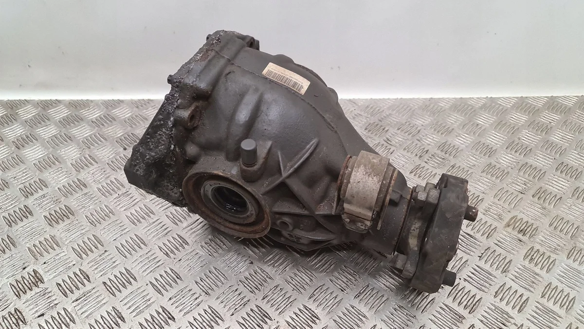 Differential hinten Mercedes C W204 2043504801 image 10
