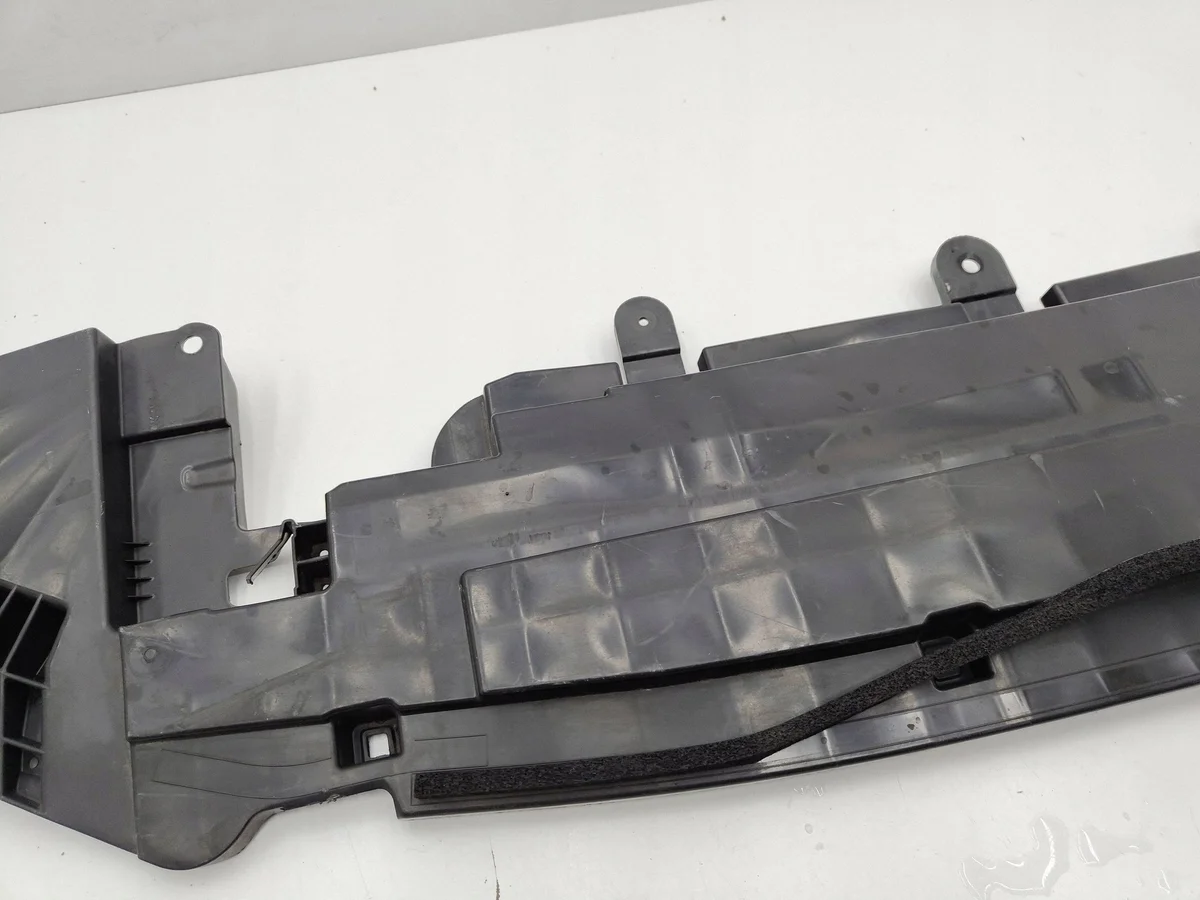 Toyota Camry VIII Cubierta Parachoques Delantero image 3