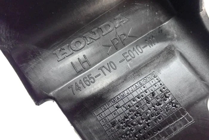 Honda Civic IX Radhausschale Links Vorne image 8
