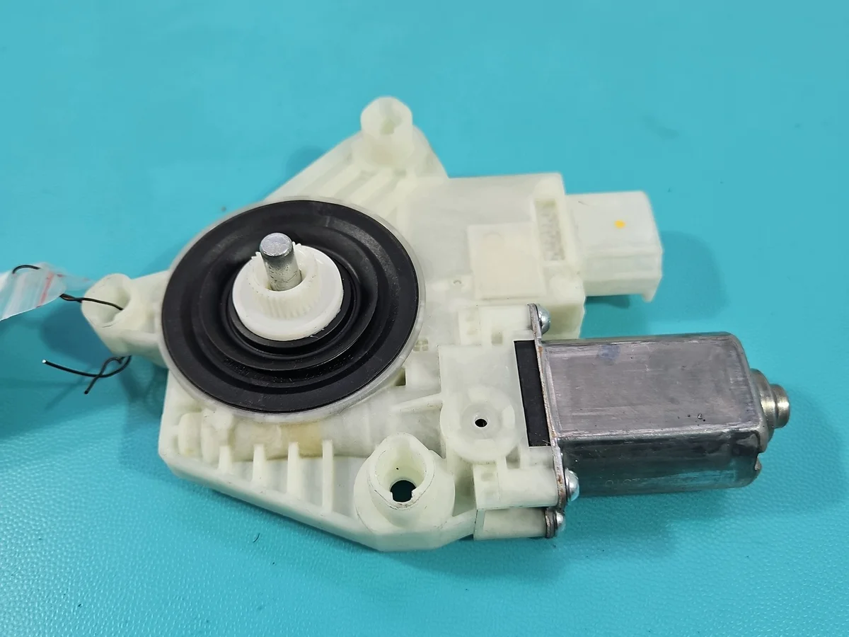 Lève-vitre avant droit BMW G30 7455081
