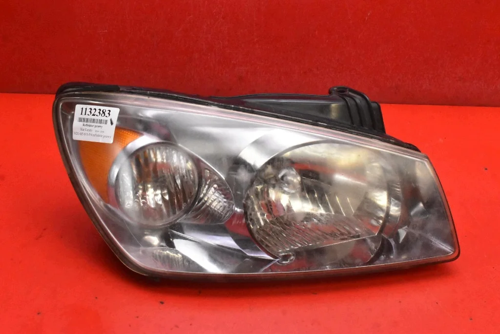 Kia Cerato 1 ajovalaisin 92101-2F0