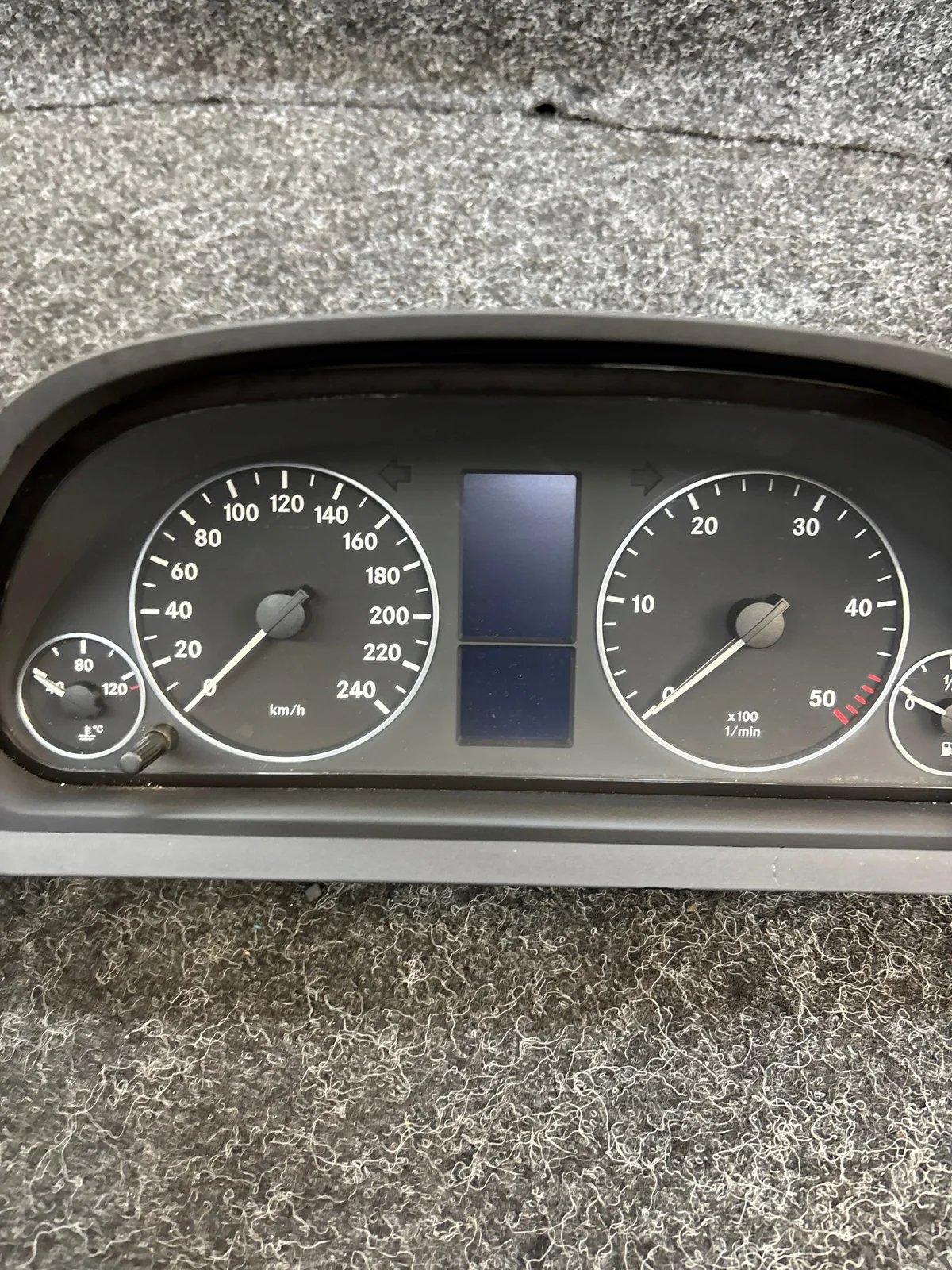 Cuadro Mercedes W169 2.0d A1695405347 image 3