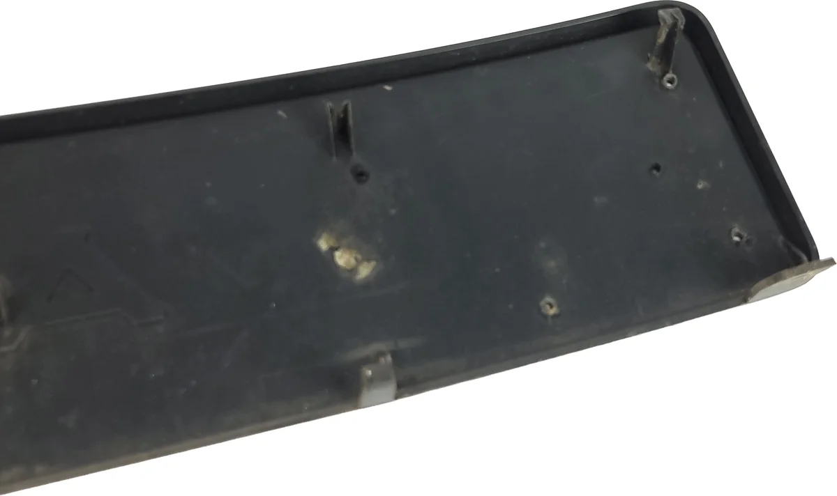 Audi A6 C6 LIFT registreringsskyltshållare image 6