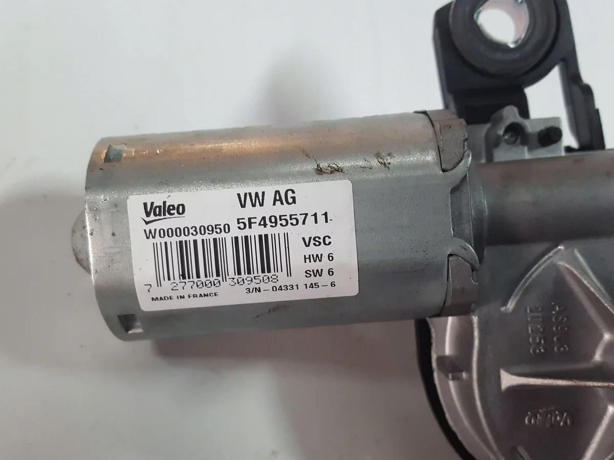 Skoda Fabia 3 Heckwischer Motor 5F4955711 image 3