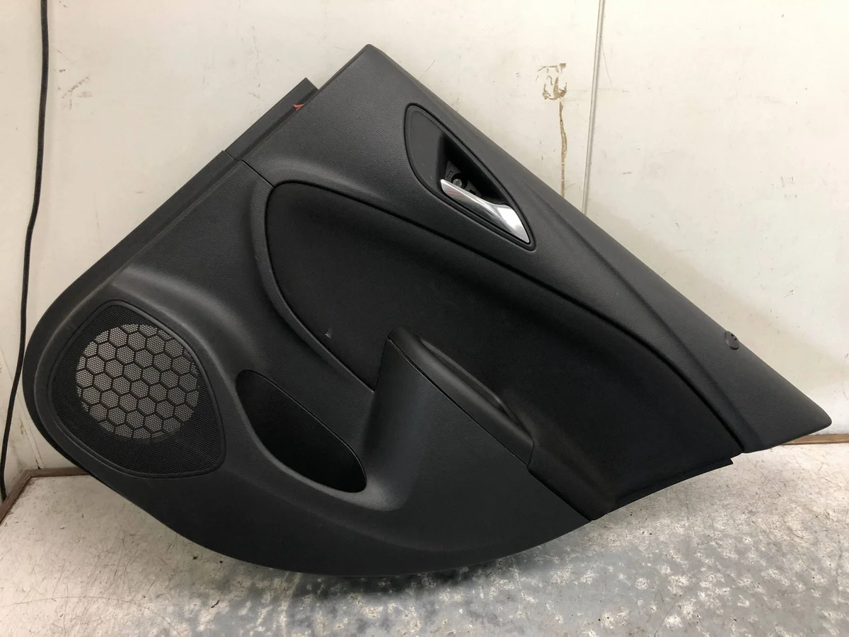 Seitenverkleidung Tür hinten rechts Opel Astra K 2514589