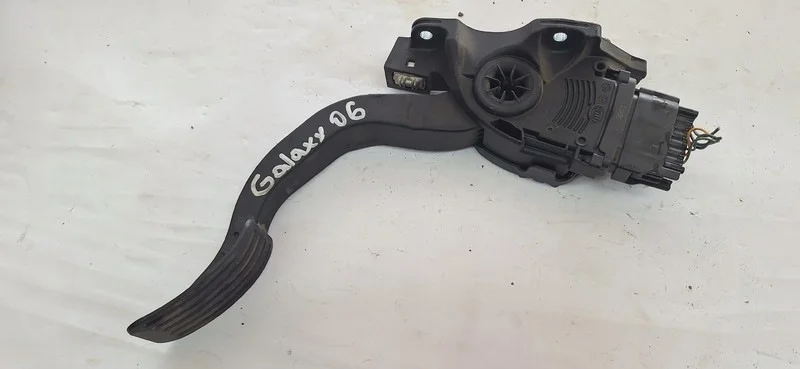 Pedaal gaspedaal potmeter Ford Galaxy 6G929F836KD image 3