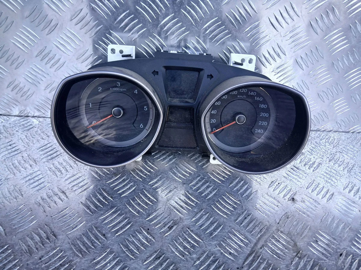 Hyundai i30 II Painel Instrumentos 1.6 CRDI