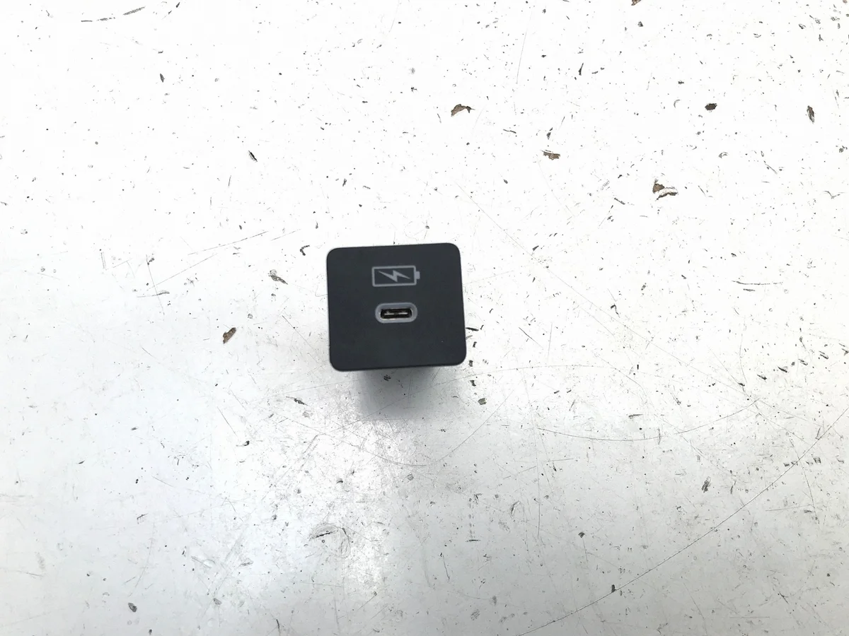 Honda ZR-V USB-C Socket 8A350-TJB-A113-M1