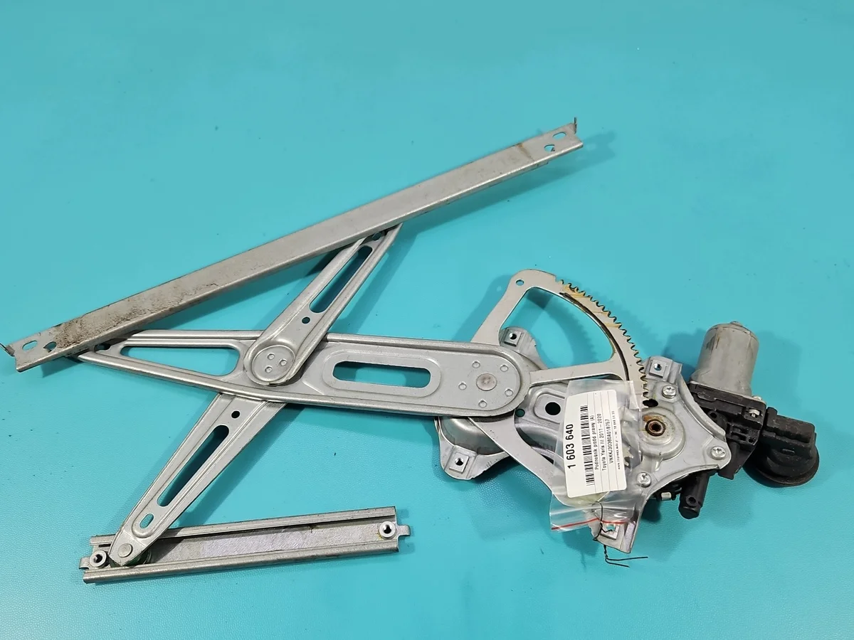 Fensterheber Vorne Rechts Toyota Yaris 85710-0D100 image 6