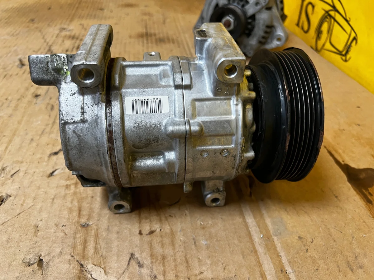 Aston Martin V8 Vantage III Kompressor Klimaanlage 447260-0046 image 6