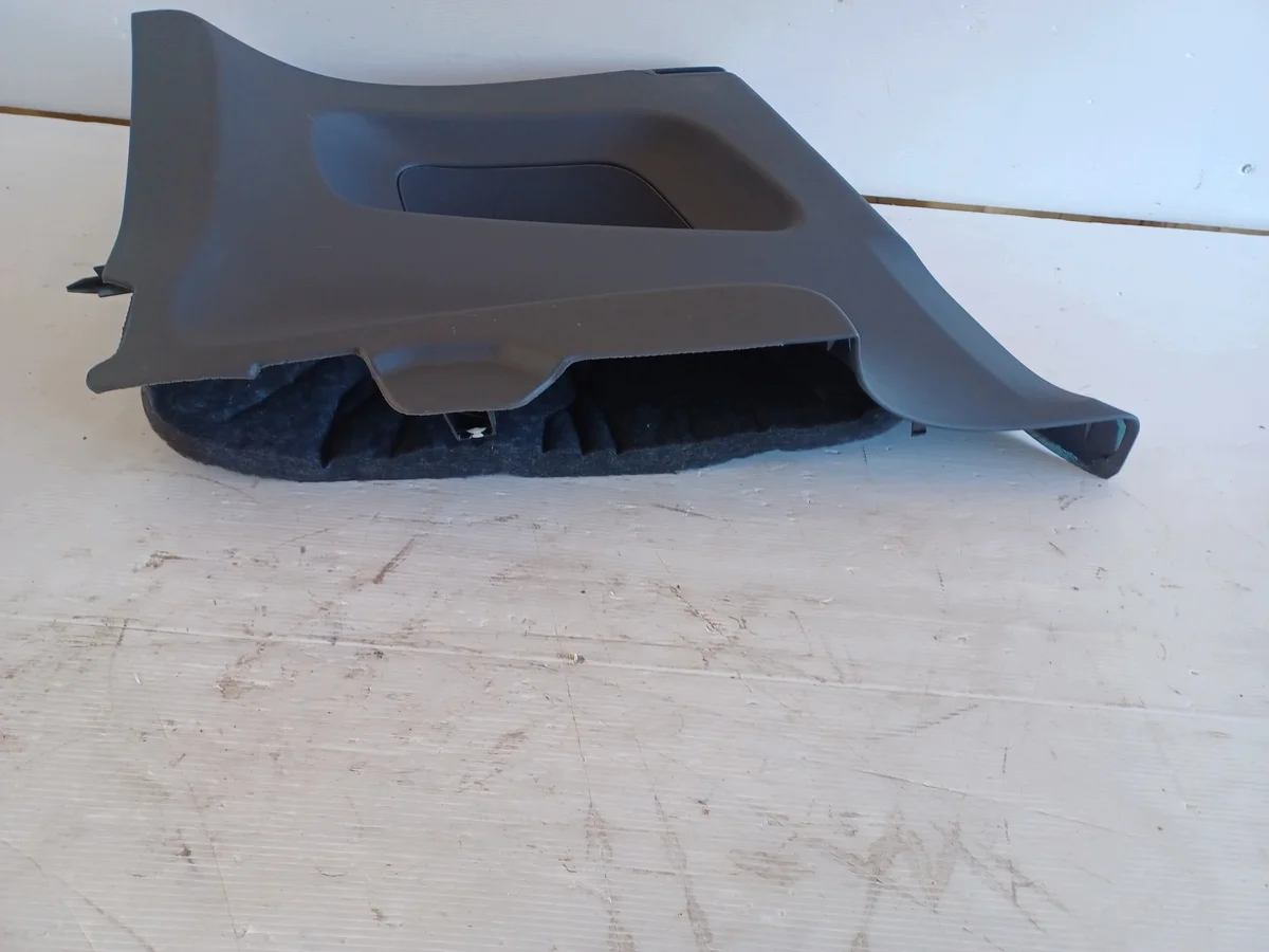 Seitenverkleidung Kofferraum links Audi TT 8J 8J8867035A image 9