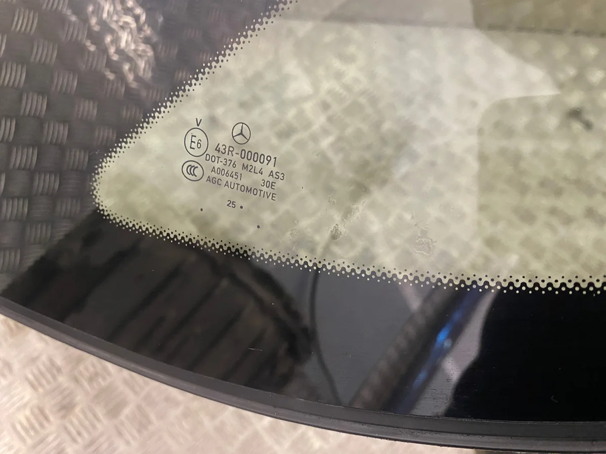 Mercedes GLE A167 Achterruit Rechts Gebruikt image 3
