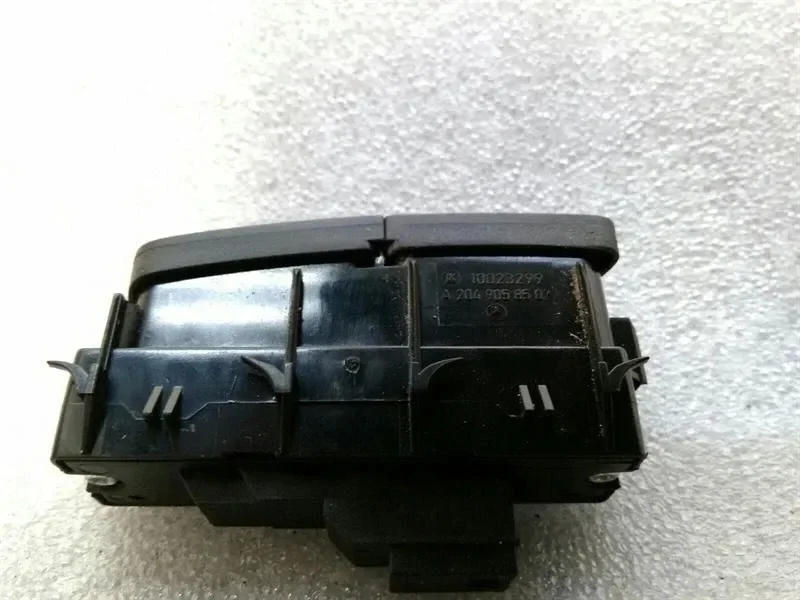 Interruptor de Fecho de Porta Mercedes CLS W218 A2049058502 image 3