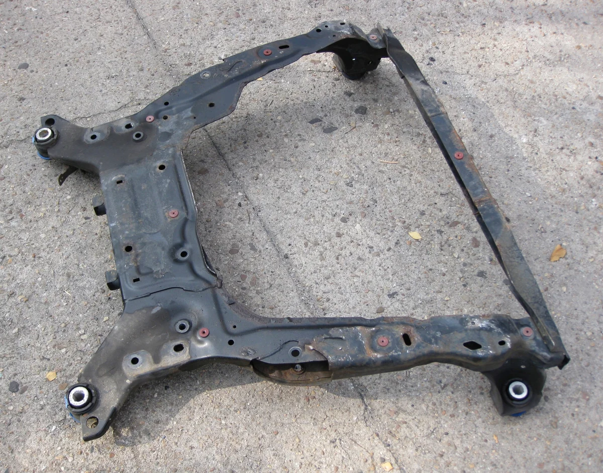 Sanki dianteiras Volvo V70 Usadas image 3