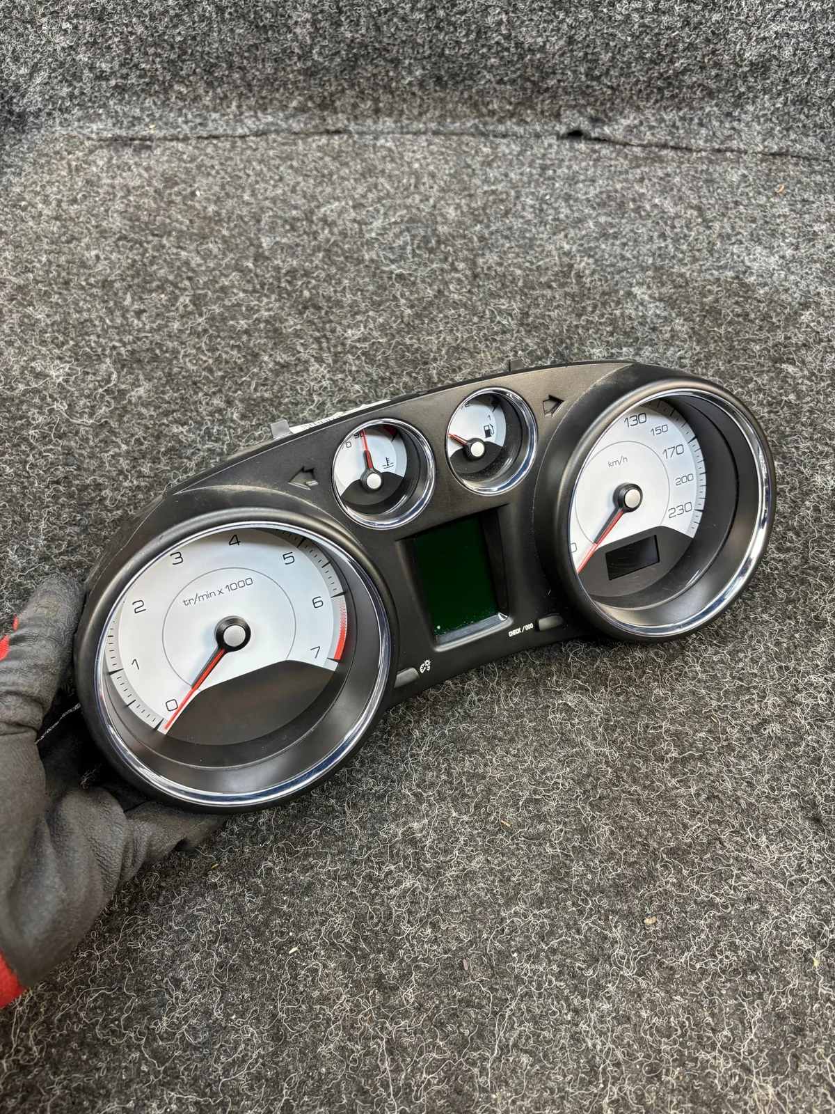 Peugeot 308 1.6b Instrument Cluster 9665107580