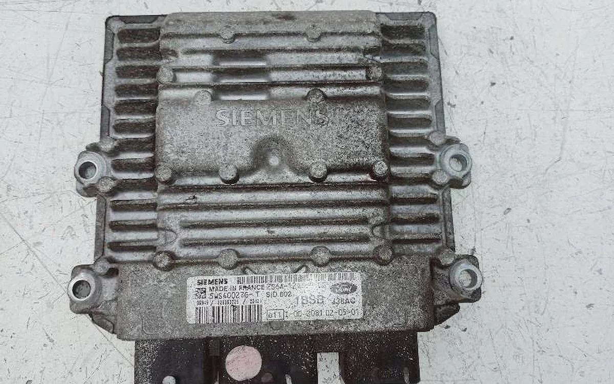 Calculateur Ford Fiesta V 2S6A12A650BG