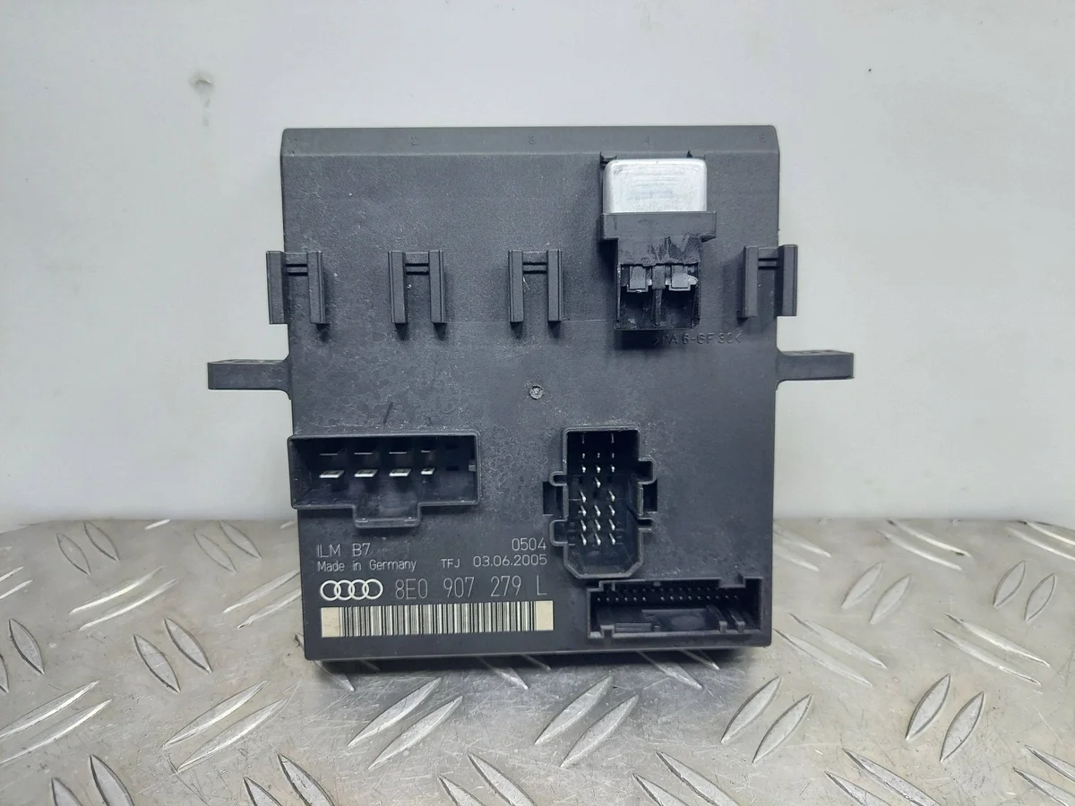 Unidade de Controlo Audi A4 B7 8E0907279L