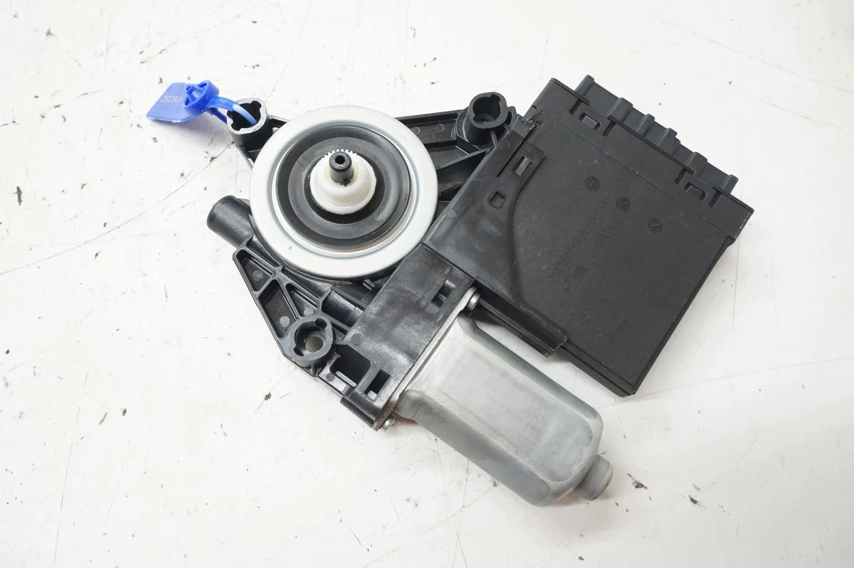 Volvo XC60 II Fensterheber Motor Rechts image 3