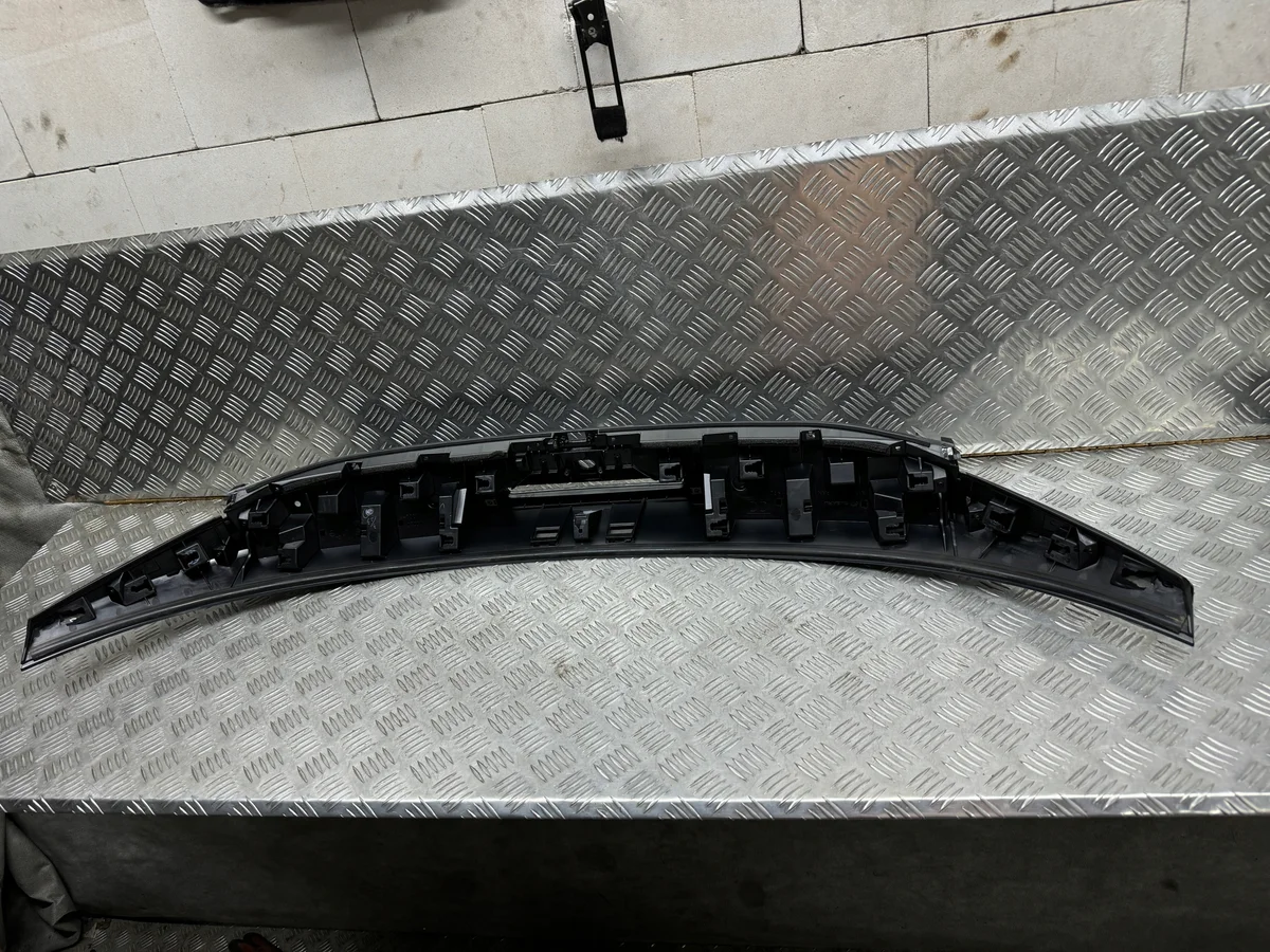 Subaru BRZ GR86 Heckspoiler-Taste gebraucht image 4